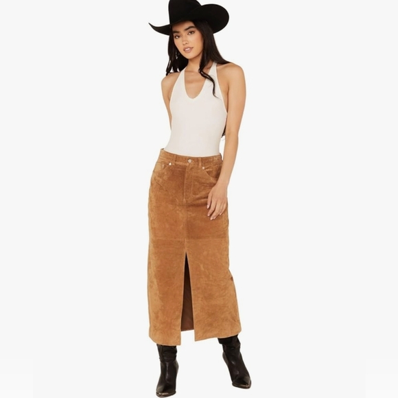 BLANKNYC | Real Suede | Maxi Skirt - Picture 4 of 7